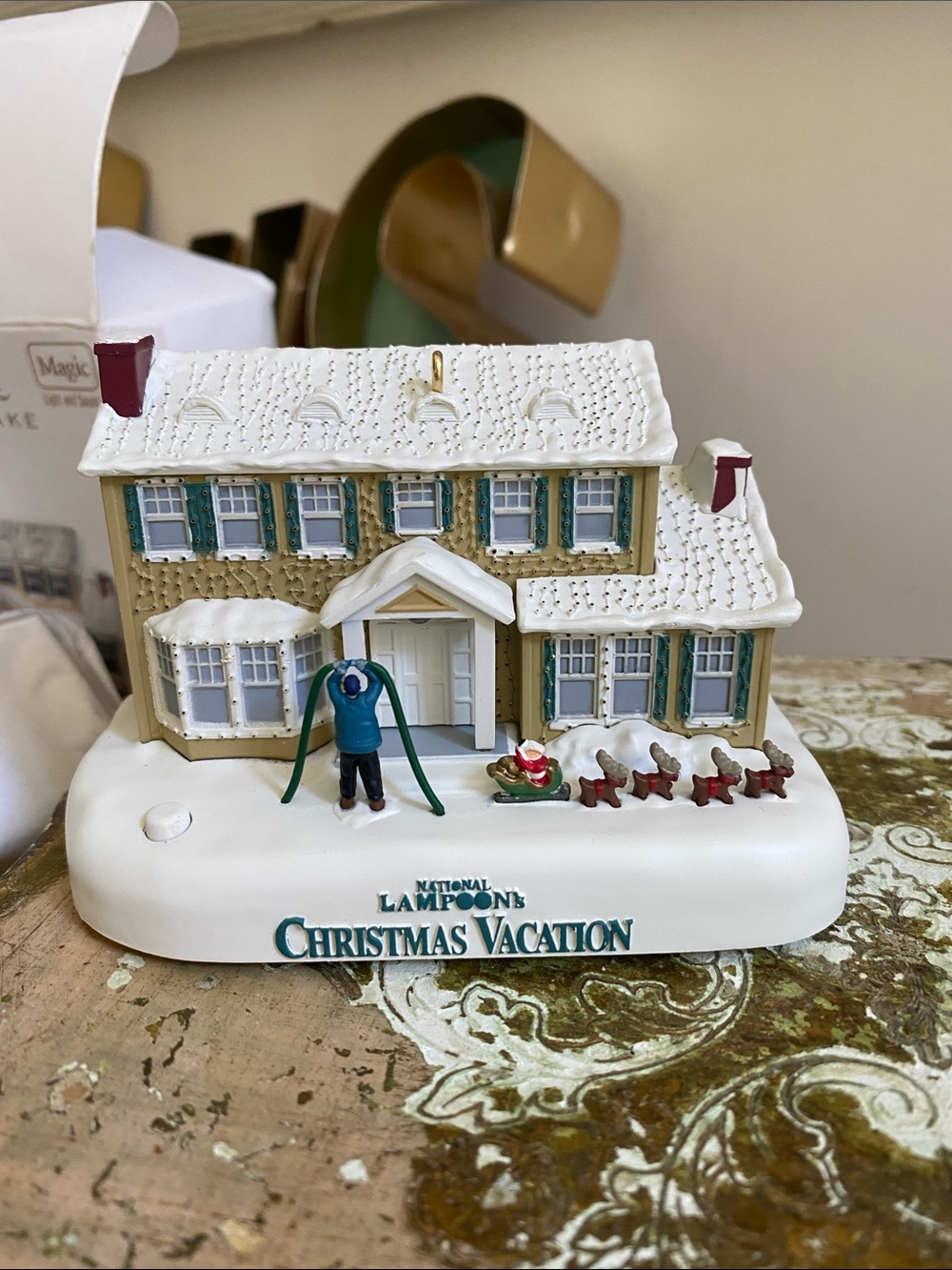 NEW 2010 HALLMARK Ornament National Lampoon’s A Bright and Merry Christmas